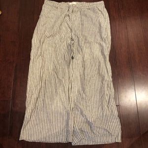 Grey Wide Legged Pants